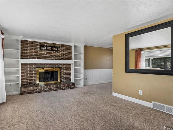 2nd image of 5845 W Morraine Avenue