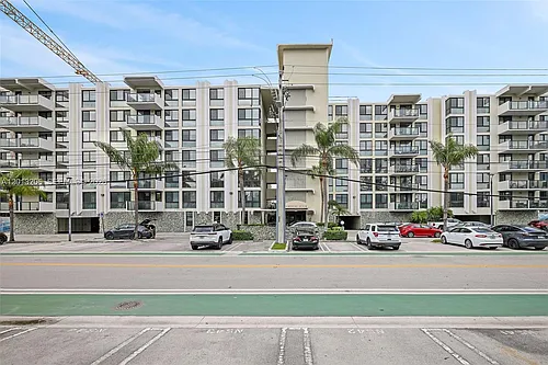 9800 W Bay Harbor Dr #406 Photo 1