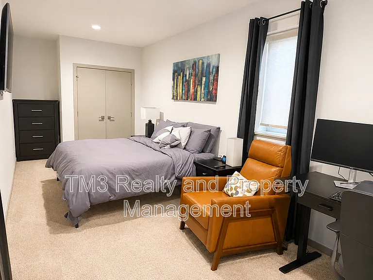 2436 Forest Ave — Photo 47