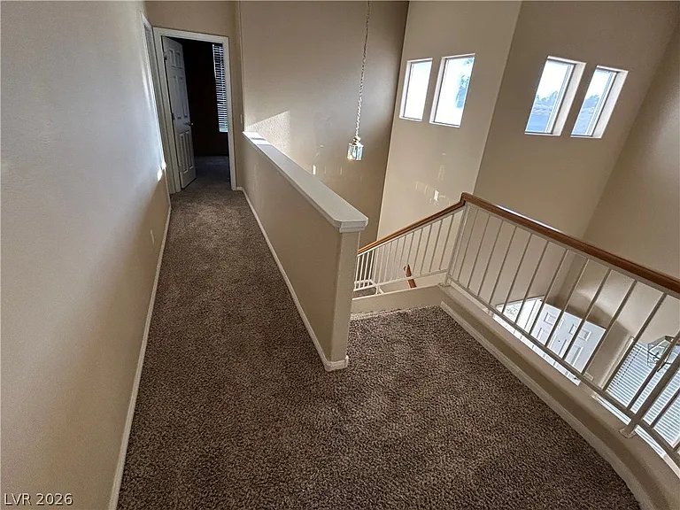 1094 Silver Stone Way — Photo 5