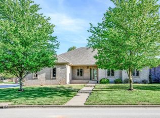 3630 W Broadmoor St, Springfield, MO 65807