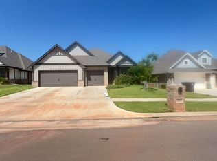 18809 Grove Pkwy, Edmond, OK 73012