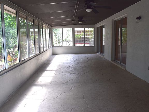 5th image of 663 Green Meadow Ave