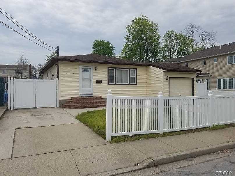 1st image of 17 Grove St