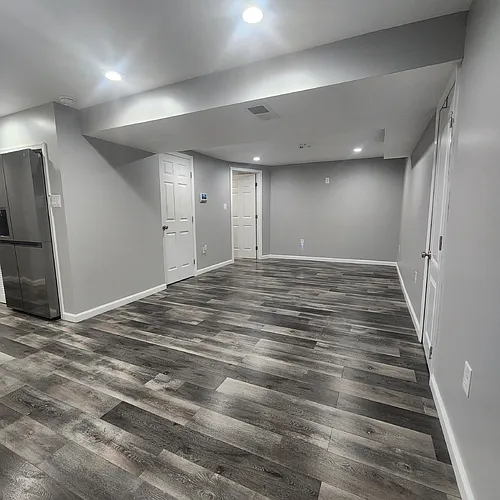 6510 Killarney St #BASEMENT Photo 1