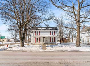 418 S Main St, Monticello, IN 47960