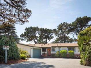 218 Crocker Ave, Pacific Grove, CA 93950