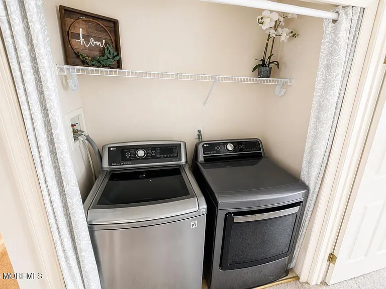 53 Grassmere Ct #5 — Photo 15