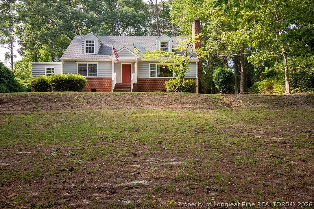 3 bed, 2.0 bath, 2444 sqft, $2,150 — Photo 2