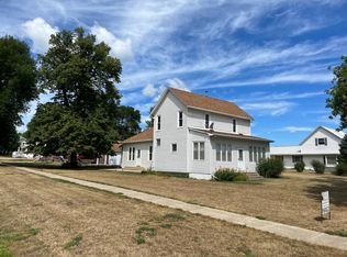 301 W Kansas St, Crofton, NE 68730