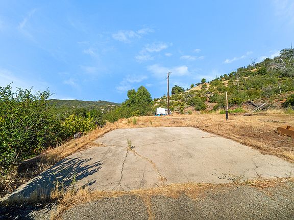 5th image of 15944 Ganim Ln