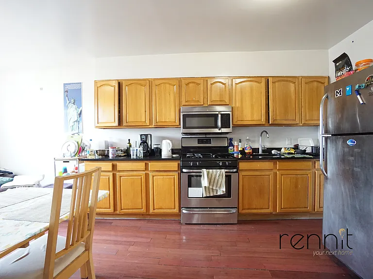 1022 Broadway #3 — Photo 4