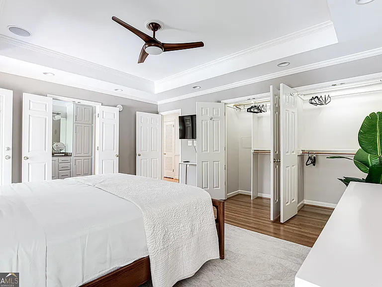 485 Riverside Pkwy — Photo 35
