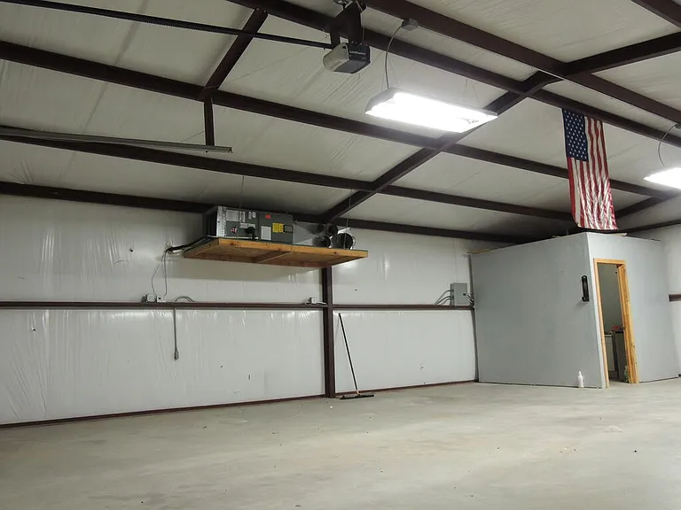 1003 N Doris Ave — Photo 23