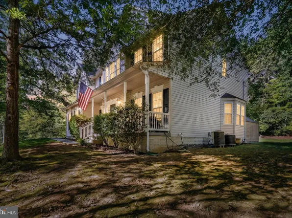 263 Mesquite Ln, Hedgesville, WV 25427