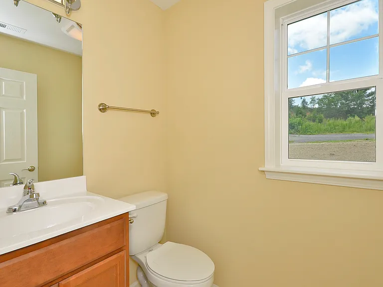 32 Sunny Meadows Blvd — Photo 8
