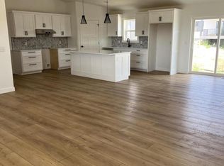 1351 Annapolis Dr, Holmen, WI 54636