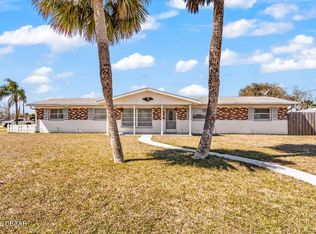 130 Nautical Dr, South Daytona, FL 32119