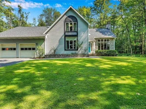 8588 N Branch Rd, Friendship, NY 14739