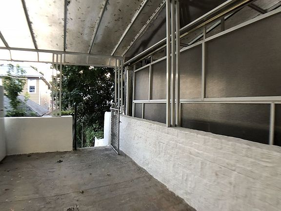 3rd image of 4548 Bedford Ave