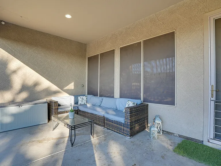 13387 W Coronado Rd — Photo 32