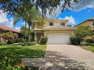 2084 Par Dr, Naples, FL 34120