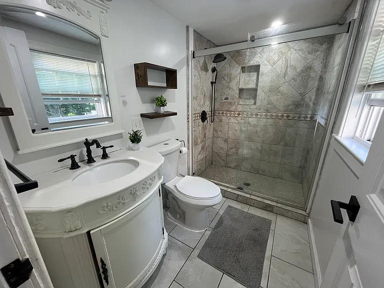 9 Walcott St #A — Photo 25