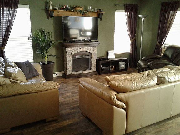 5th image of 4859 E Hilton Ave