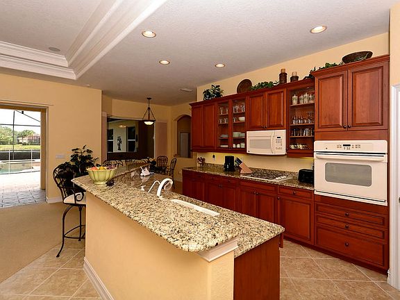 2nd image of 105 Portofino Dr