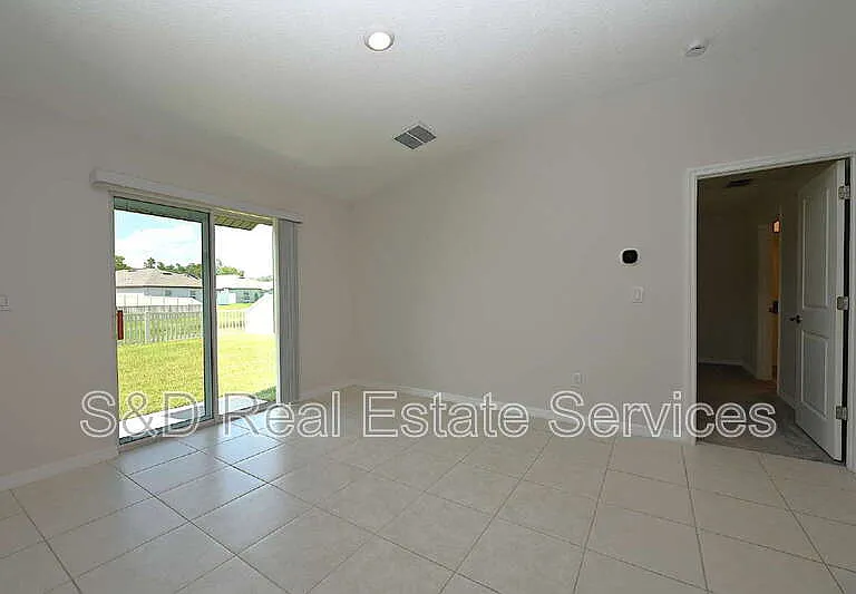 4316 Trotters Way — Photo 14