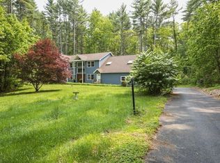 352 E Riding Dr, Carlisle, MA 01741