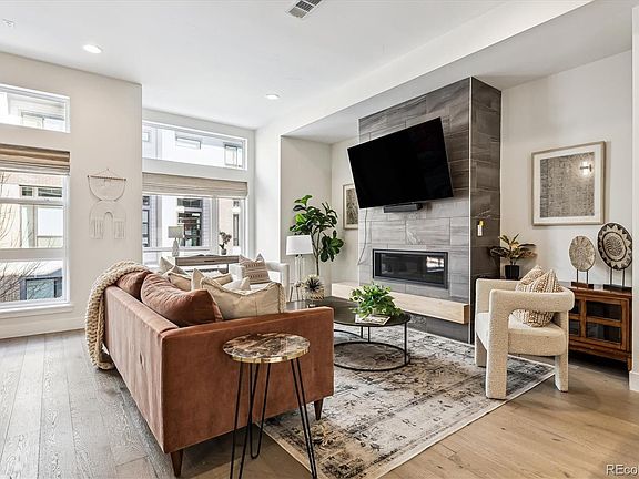 3rd image of 4060 W 16th Avenue