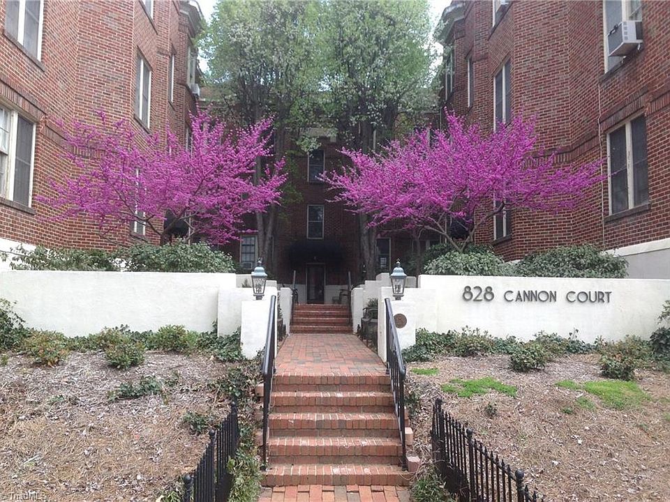 1st image of 828-D3 N Elm St