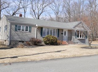 19 Fordham Rd, Oakland, NJ 07436