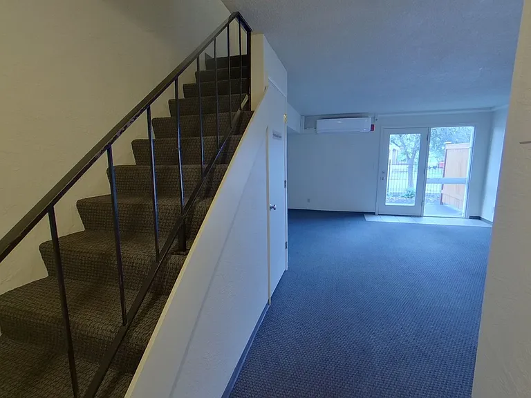 1695 Patterson Street — Photo 26
