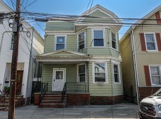 23 Komorn St FLOOR 2, Newark, NJ 07105