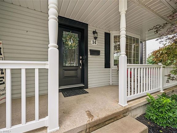 4th image of 36 Algonquin Rd