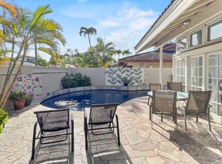 7882 Makaaoa Pl, Honolulu, HI 96825