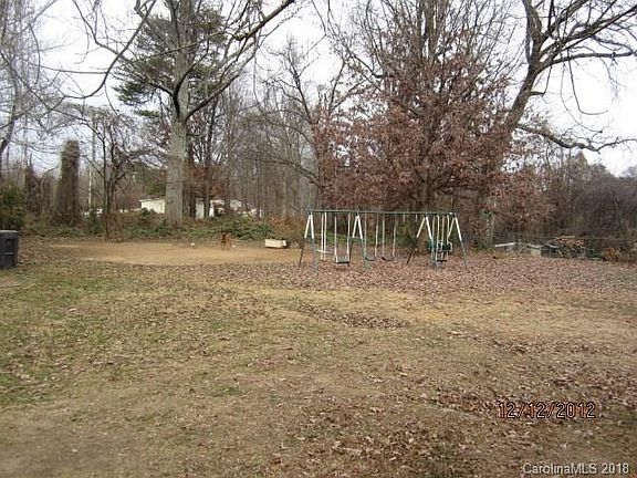 4th image of 1901 E Cloaninger Ave