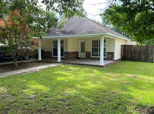 220 Cedar St, Petal, MS 39465