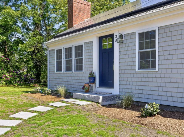 38 Captain Small Road, South Yarmouth, MA 02664