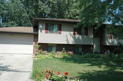 4th image of 1514 W 74th Ave
