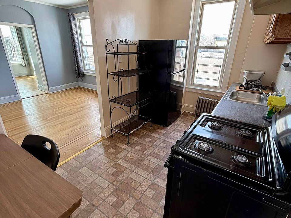 1st image of 47-15 30th Ave #3