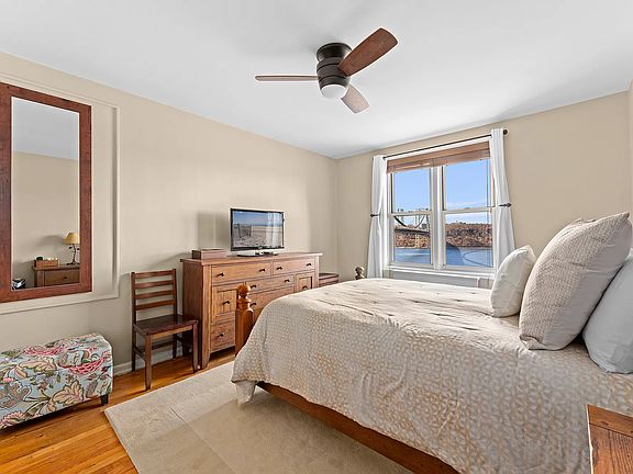 5th image of 330 Haven Ave APT 4L