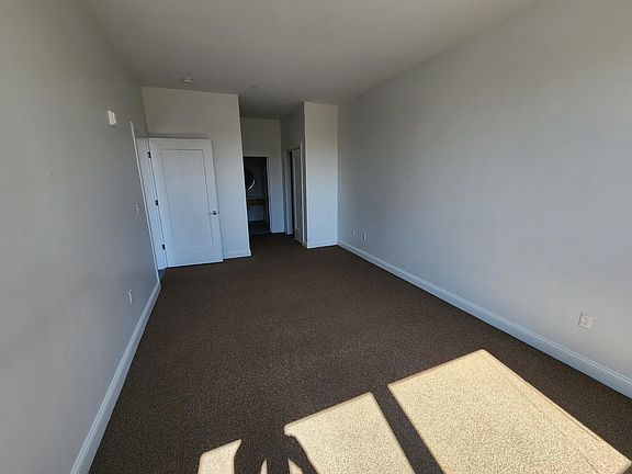 3rd image of 28 Mechanic St Unit 406