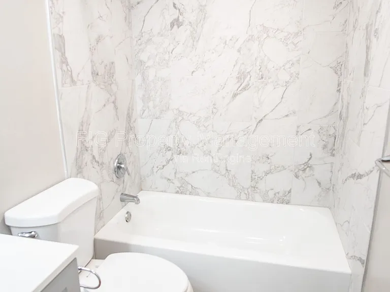 315 N Castle St #4 — Photo 8