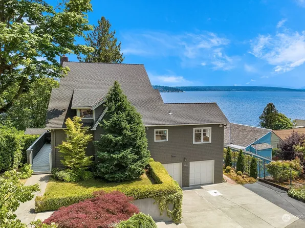 11330 Lakeside Avenue NE, Seattle, WA 98125