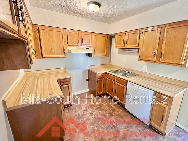 4258 Briarberry Ln — Photo 9