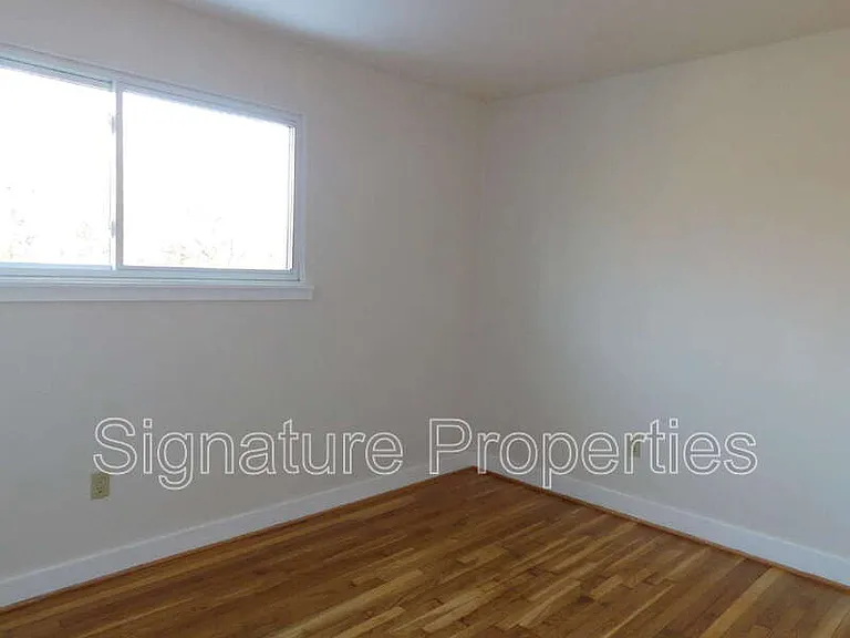 10192 Iron Mill Rd — Photo 21
