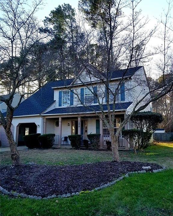 1st image of 202 Saint George Dr